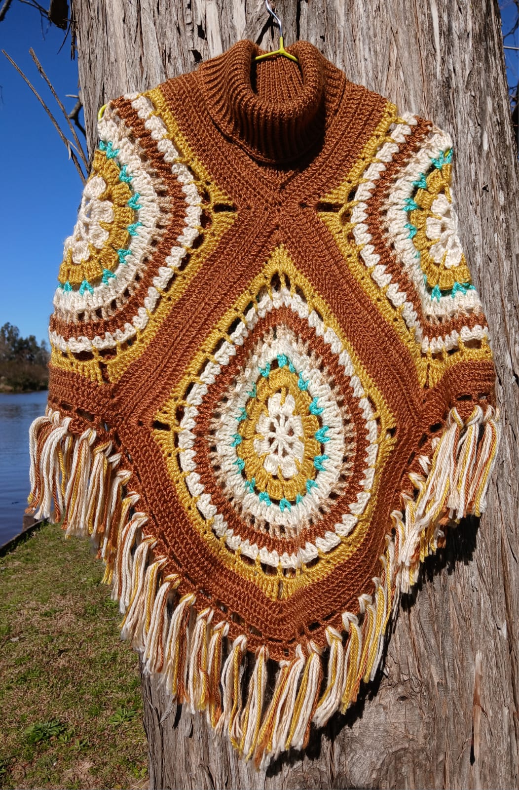 Poncho Marrón kiara